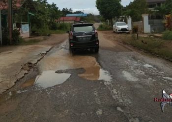 Bupati Mura Minta Jalan Tjilik Riwut Diperbaiki
