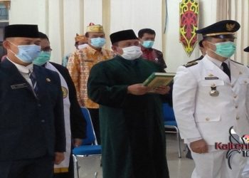 Sejumlah Pejabat Pemkab Kapuas Dilantik, Bupati : Handphone Harus Standby 24 Jam