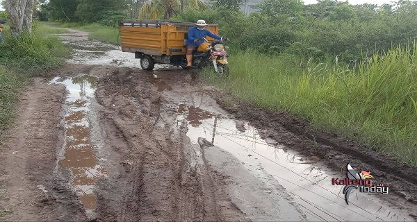 Warga Keluhkan Kerusakan Di Jalan Kalibata I
