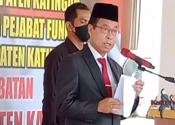 Bupati Ingatkan Camat Agar Benar-Benar Membina Kades