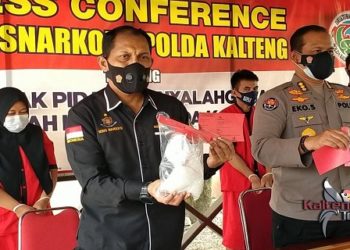Tangkap 2 Pengedar Narkoba, Polisi Amankan 317,44 Gram Sabu