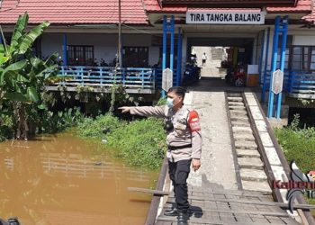 Debit Air Meningkat, Warga di Bantaran Sungai Diminta Waspada Banjir