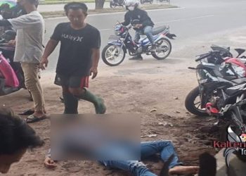 Keluar Jalur Jalan dan Tabrak Tiang Knopi, Pengendara Honda CBR Terjungkal