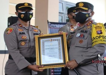 Berhasil Ungkap Cepat 2 Kasus Kriminal, Anggota Polres Pulang Pisau Diganjar Penghargaan