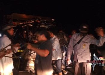 Mobil Pick Up Seruduk Truck, 1 Orang Dilarikan ke Rumah Sakit