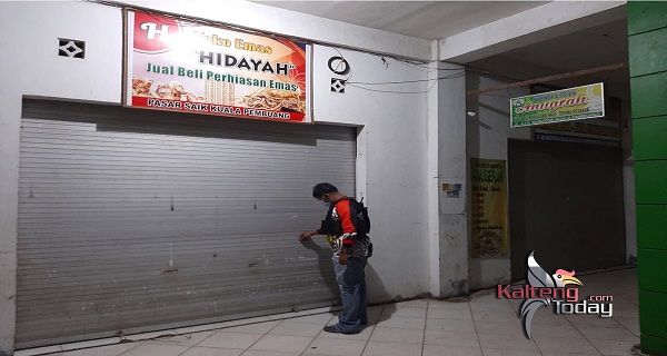 Polsek Seruyan Hilir Lakukan Patroli Pertokoan Emas Pada Malam Hari
