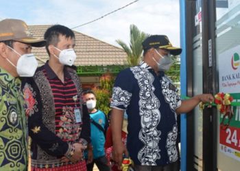 Wagub Kalteng Resmikan ATM Bank Kalteng di Desa Batu Agung, Seruyan