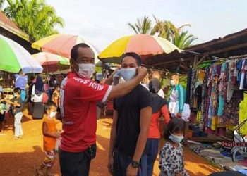 Kades Jemaras Ingatkan Warga Tetap Patuhi Prokes