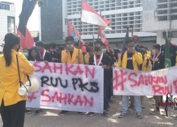 Ratusan Mahasiswa Palangka Raya Unjuk Rasa Tuntut RUU PKS Segera Disahkan