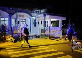 Polisi Patroli di Masjid Kuala Pembuang Antisipasi Kamtibmas dan Curanmor