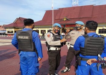 Propam Polres Seruyan Berikan Tindakan Fisik Untuk Personel Tak Rapi