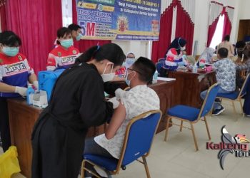 DPRD Barsel Laksanakan Vaksinasi Tahap II