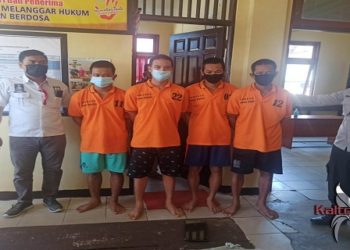 Polisi Serahkan Tahanan Beserta Barang Bukti Di Kejaksaan Negeri Seruyan