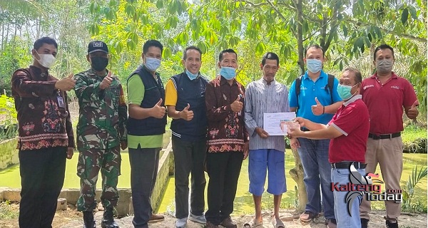 Desa Sumber Makmur Dapat Bantuan CSR PT BSK