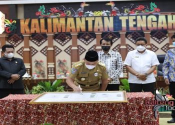 Gubernur Kalteng dan Bupati Walikota Se-Kalteng Lakukan Penandatangan Komitmen Program Korupsi Terintegrasi