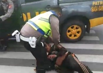 Ini Aksi Heroik Briptu Anton Lumpuhkan Pengendara Motor Membawa Narkoba