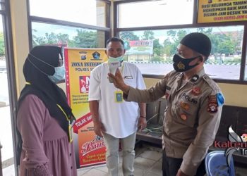 Lebaran, Keluarga Tahanan Polres Seruyan Dapat Waktu Besuk