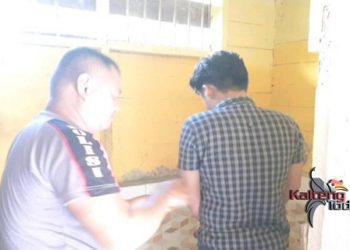 Dikawal Provos, Personel Baru Polsek Hanau Lakukan Tes Urine