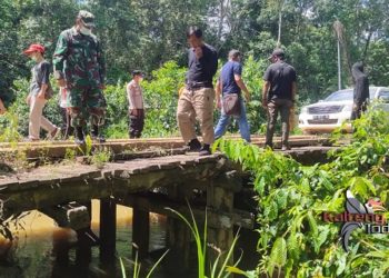 Jembatan Jaman Orde Baru di Kecamatan Mentaya Hulu Ditinjau TNI