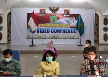 Plt Bupati Pudjirustaty Narang Ikuti Rakornas Wasin 2021 Secara Virtual