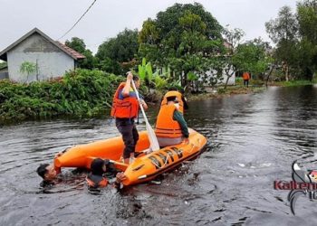 Bupati Pantau Kawasan Yang Rawan Banjir