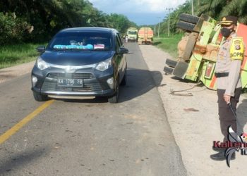 Kapolres Seruyan Urai Kemacetan Pasca Laka Lantas Di Km 62