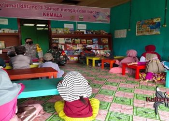 Polsek Ketapang Manfaatkan Taman Bacaan Menjadi Pesantren Kilat