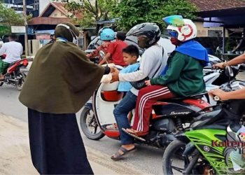 PMII Abu Zayd Abd Rahman Berbagi Takjil sekaligus Pelantikan Pengurus
