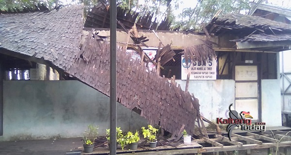 Memprihatinkan, Bangunan SDN 5 Anjir Mambulau di Kabupaten Kapuas Rusak Parah