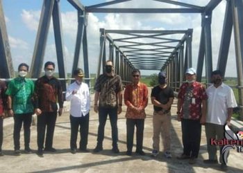 Komisi IV DPRD Kalteng Tinjau Pembangunan Jembatan Kuala Jelai