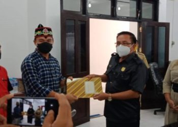 DPRD Gumas Terima Tuntutan Masyarakat