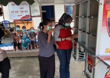 Melalui Program Bajaka Presisi, Bripka Rodie Ajak Anak-anak Desa Gemar Membaca