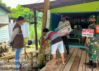 Satgas Covid-19 Polres Kotawaringin Barat Ingatkan Warga Arut Utara Rutin Cuci Tangan