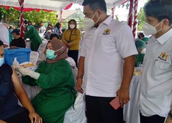 Bantu Pemerintah, Kadin Kalteng Gelar Vaksinasi Massal