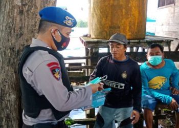 Kampanyekan Prokes Covid -19 Satpolairud Polres Seruyan Sambangi Warga Masyarakat