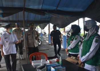 Wabup Dan Waket DPRD Tinjau Pos Sekat Batas Kabupaten Kapuas