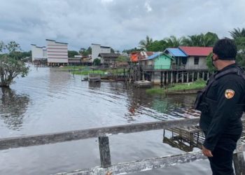 Polsek Danau Sembuluh Lakukan Patroli Terhadap Desa Rawan Banjir