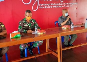 Foto: Bupati Seruyan Yulhaidir saat menyampaikan arahan pada kegiatan mediasi permasalahan pertanahan