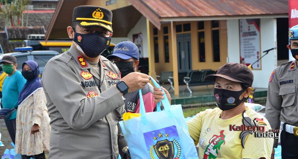 500 Sembako Dibagikan Memperingati 21 Pengabdian Alumni Akpol