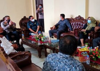 Kapolres Kunjung ke PN dan DPRD Gumas