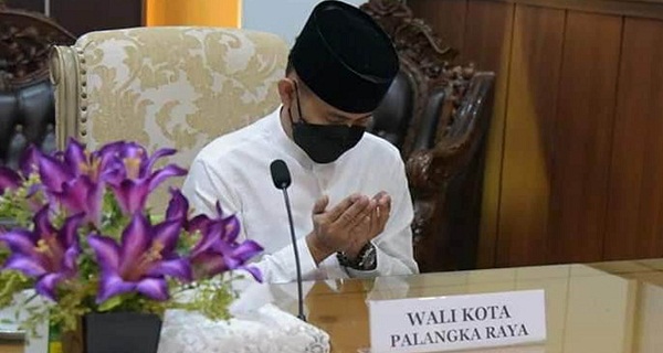 Wali Kota Palangka Raya Mengikuti Dzikir dan Doa Kebangsaan