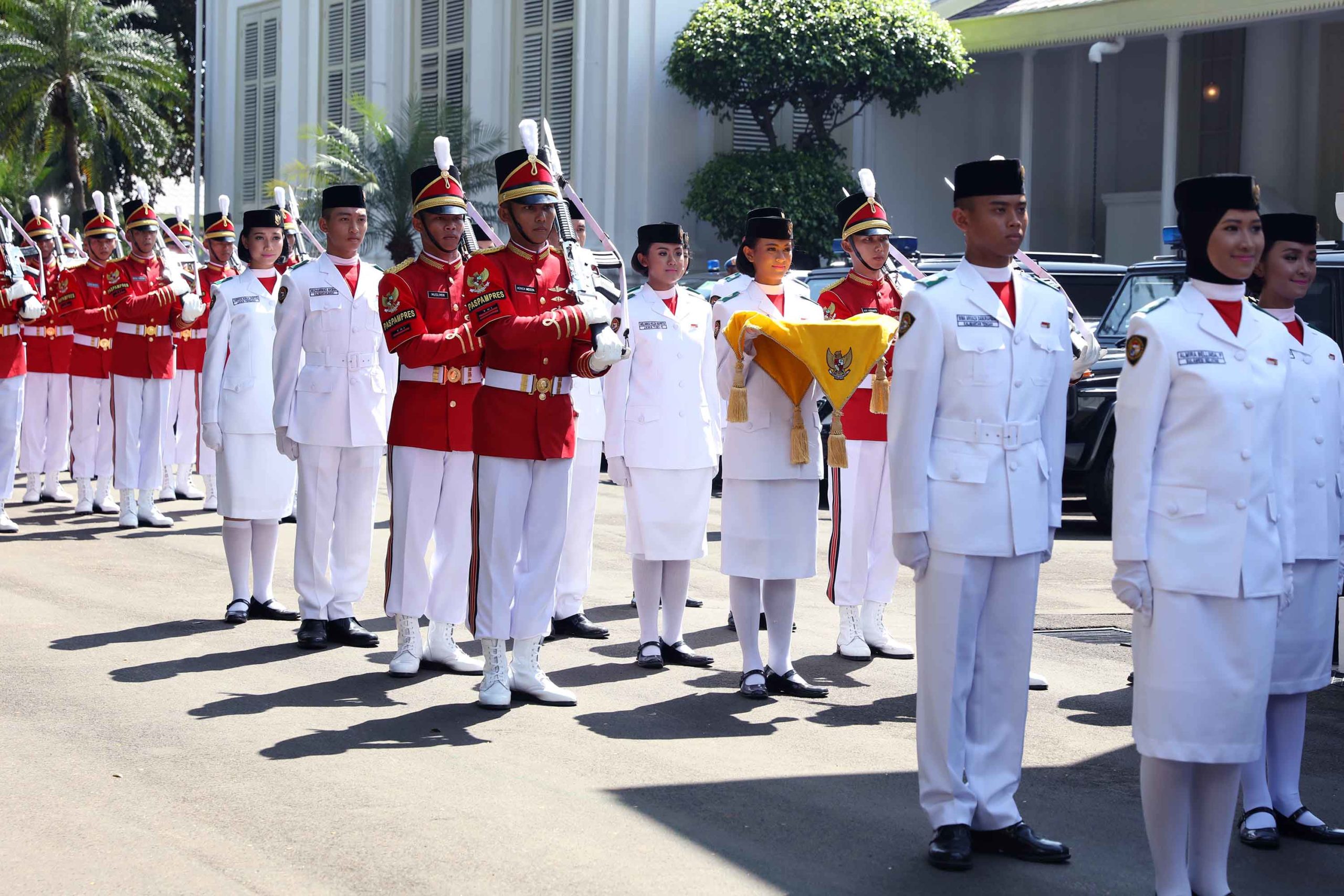 Jika anda terpilih menjadi paskibraka, hal apa yang akan anda berikan/lakukan untuk bangsa & negara indonesia setelah selesai bertugas sebagai paskibraka di upacara peringatan kemerdekaan ri?