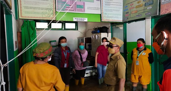 Rumah Sakit Terendam, Pelayanan Terpaksa Dialihkan