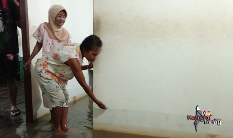 Banjir Rendam Ratusan Rumah Warga Pahandut Seberang Palangka Raya