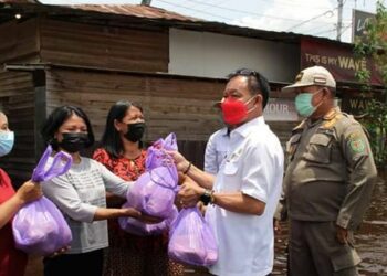 Bantuan Kepada Warga Terus Disalurkan