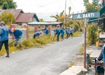 Cegah Banjir Meluas, Pemko Bersihkan Drainase