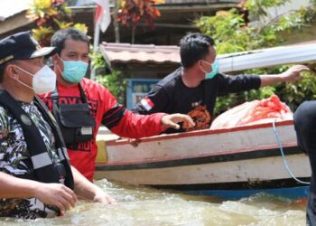 Gubenur Kalteng Akan Tindak Tegas Pelaku Penumpukan Bansos Banjir