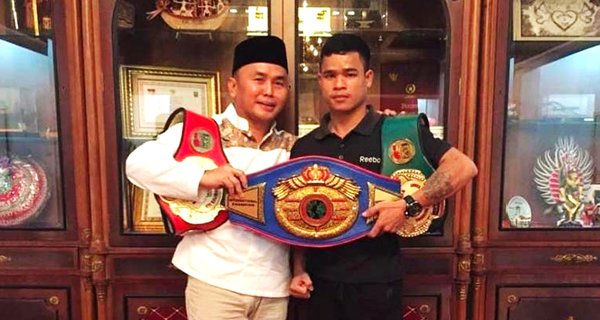 Gubernur Kalteng Bantu Petinju Profesional Hamson Eyger Secara Pribadi
