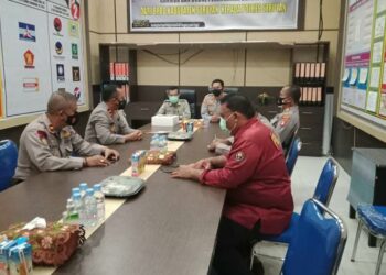 Kapolres Seruyan Terima Peralatan dan Mesin dari BPBD Seruyan