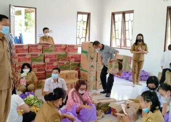 Pemkab Gumas Berikan Bansos untuk 67 Desa Yang Terendam Banjir